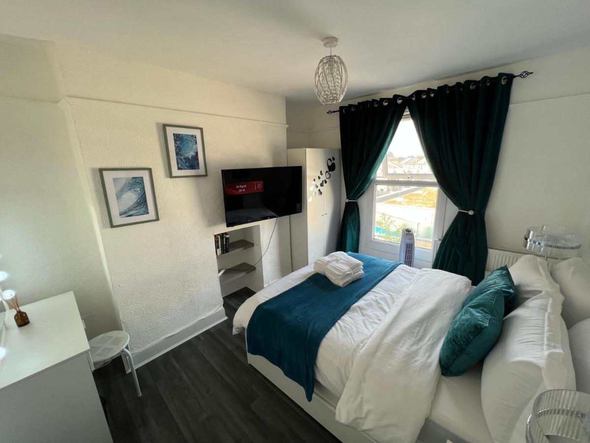 Apartamento Luxury 1Bed Holiday Flat-10 Minutes From London Bridge & 3Mins Walk To Lewisham Dlr Exterior foto